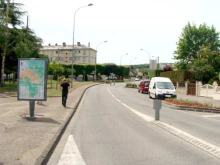 panneau d'affichage mobilier urbain gratuit pour les collectivités